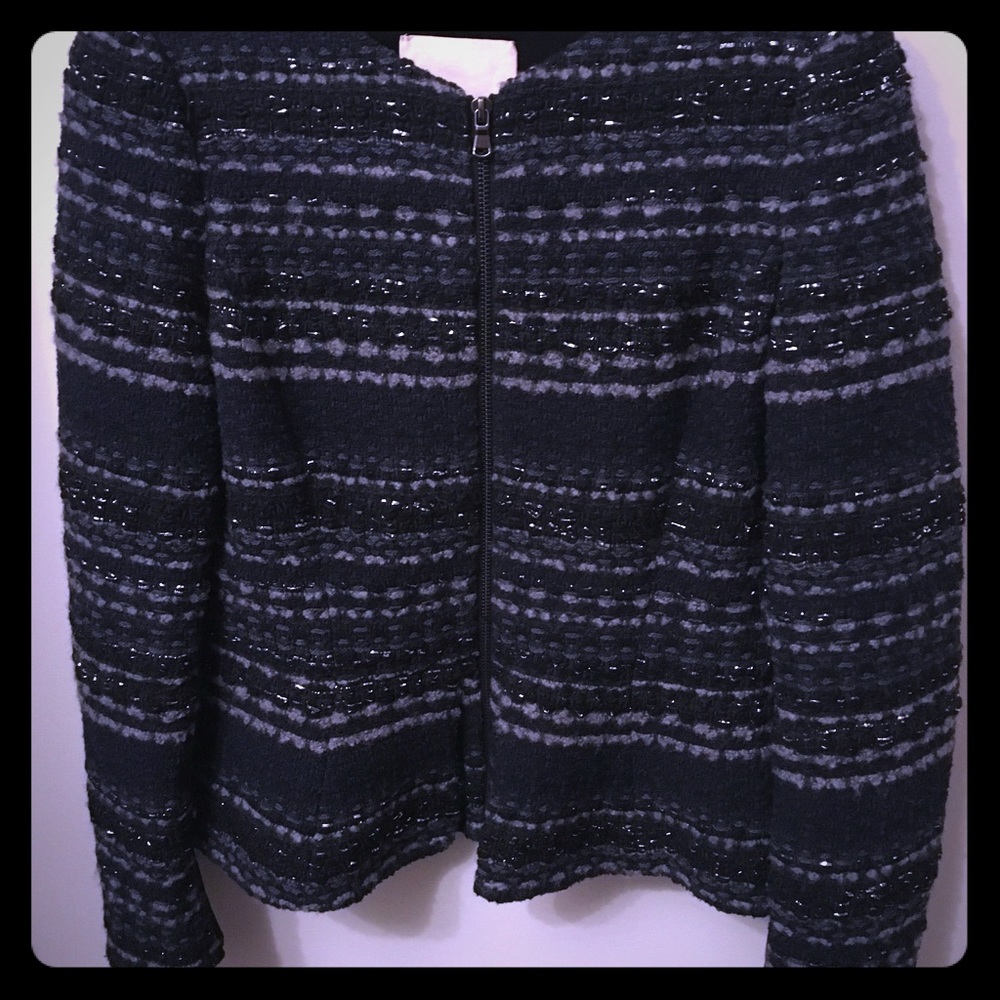 Fitted, peplum, zippered jacket size 6